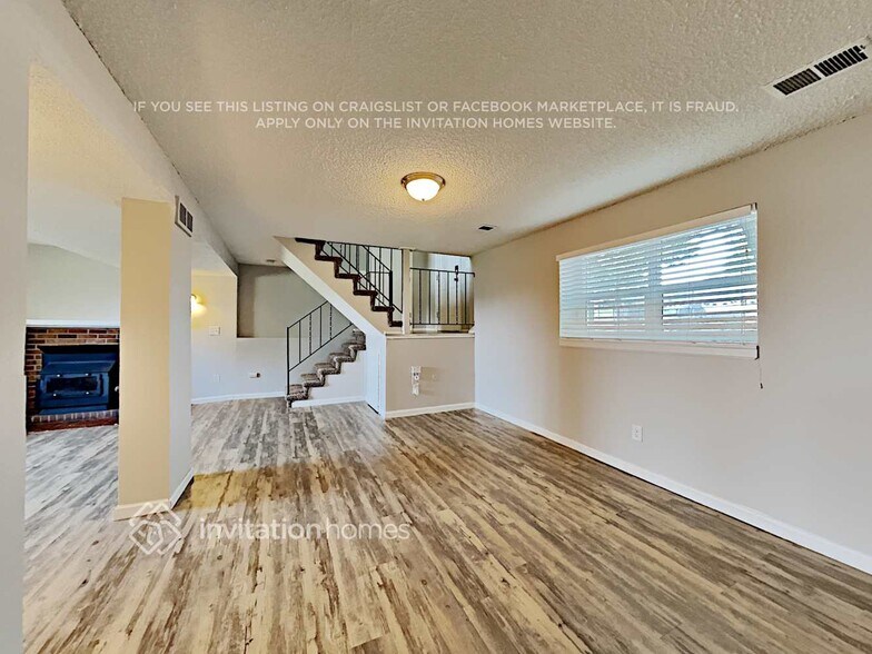 Building Photo - 9434 Brentwood St