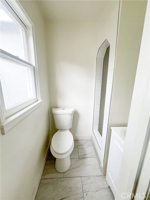 Building Photo - 4512 Linsley St