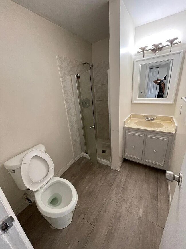 Building Photo - 5844 Blueberry Ct
