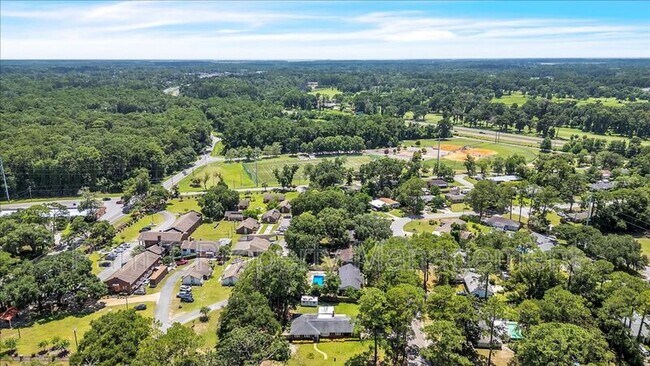 Building Photo - 2009 Bacon Park Dr