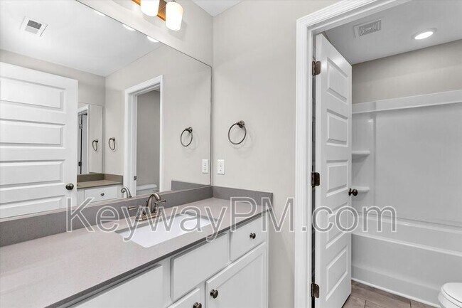 Building Photo - 5995 Big Pond Trl