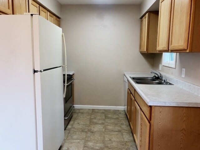 Building Photo - 2803 Aspen Dr