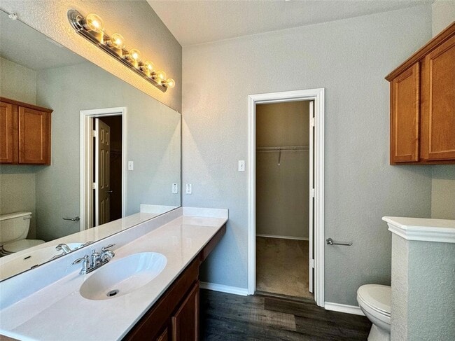 Building Photo - 1014 Aiken Dr