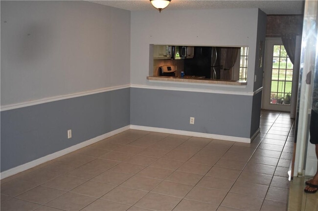 Building Photo - 7890 Dixie Beach Cir