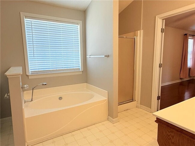 Building Photo - 975 Brushy Creek Ct