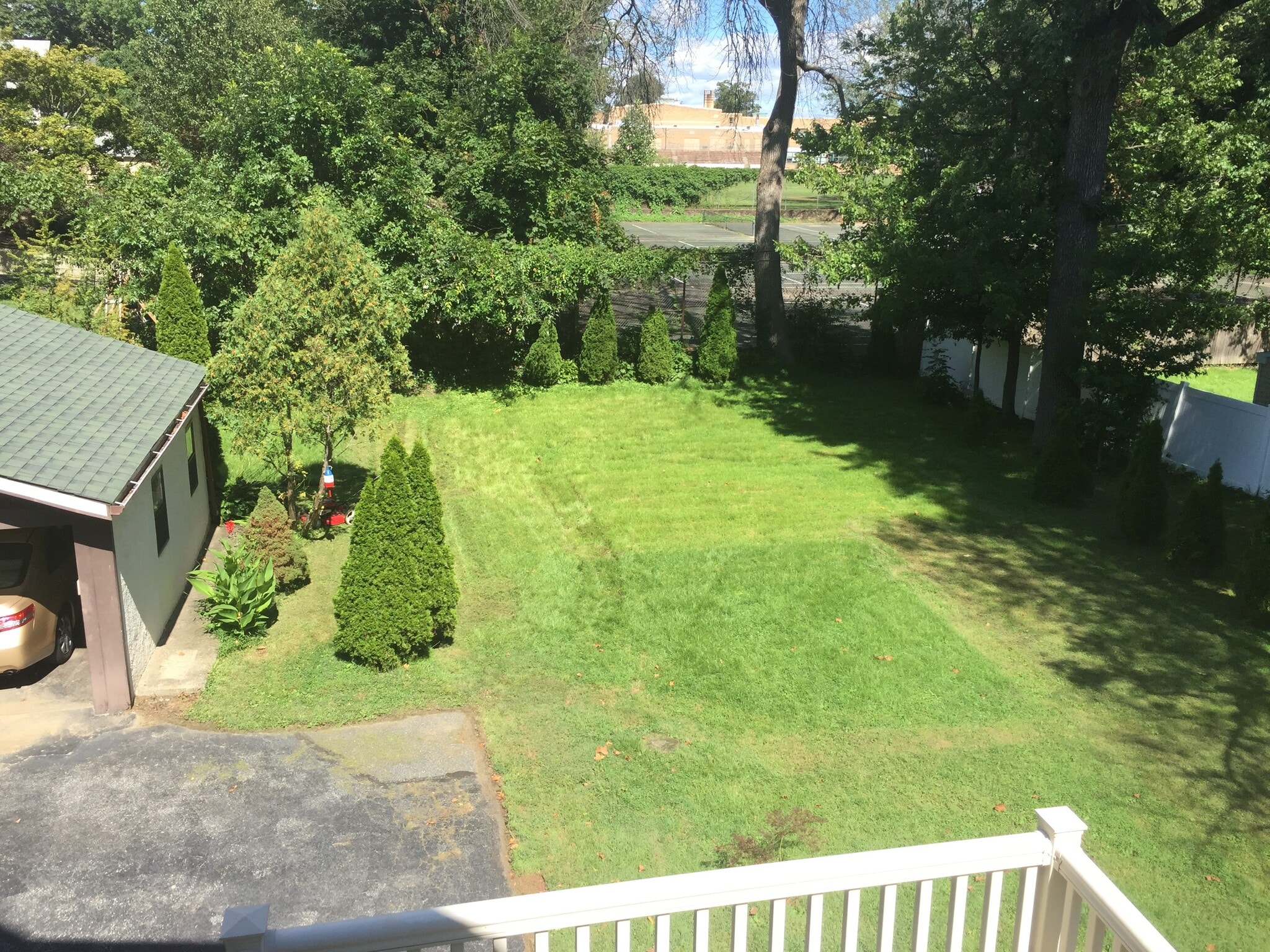 Backyard - 175 N Lansdowne Ave