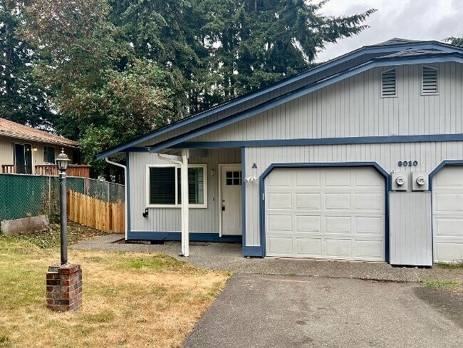 Building Photo - 8010 S Bicentennial Loop SE