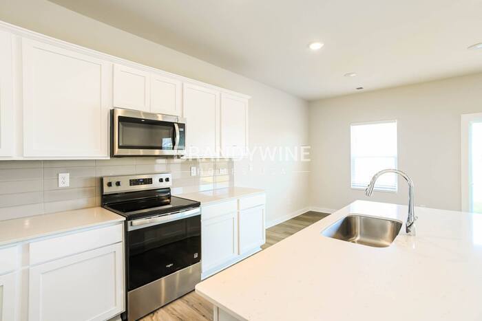 Building Photo - 2416 Appalachian Trl Dr