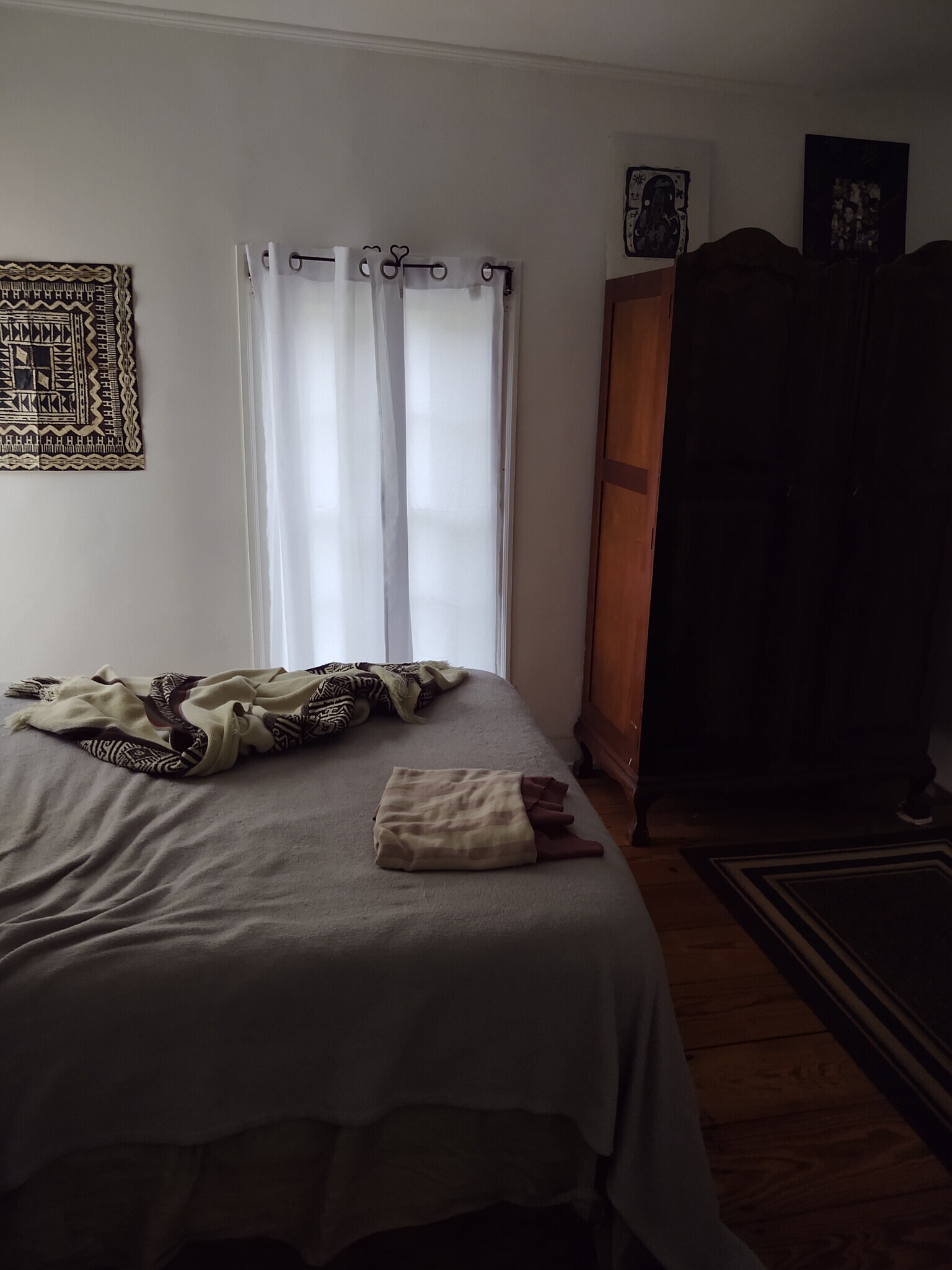 Building Photo - 711 W South St