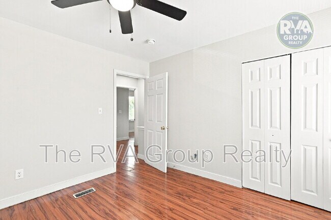 Building Photo - 3517 Briel St