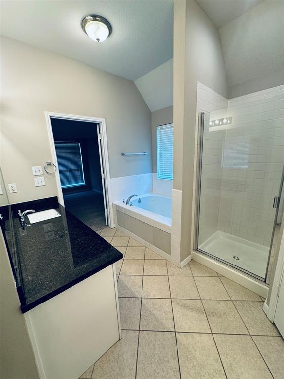 Building Photo - 6414 Canyon Pointe Ln