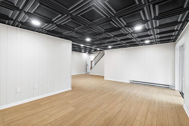 Building Photo - 7375 Freestate Dr