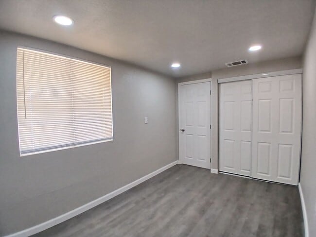 Building Photo - Charming Renovated 3-Bedroom Home for Rent