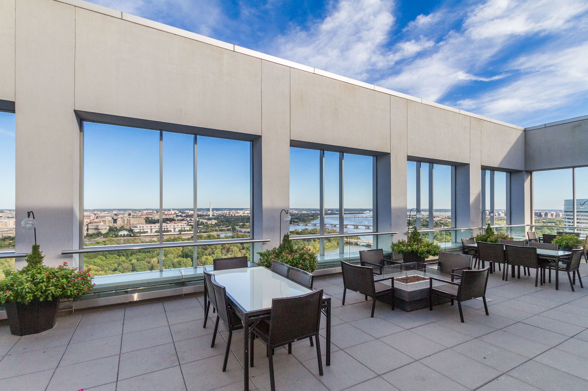 Building Photo - 1111 19th St N