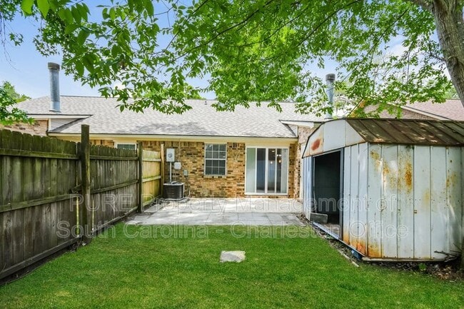 Building Photo - 9604 Blue Jay Ct