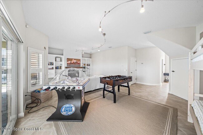 Building Photo - 7585 Jimmy Buffett Mem Hwy