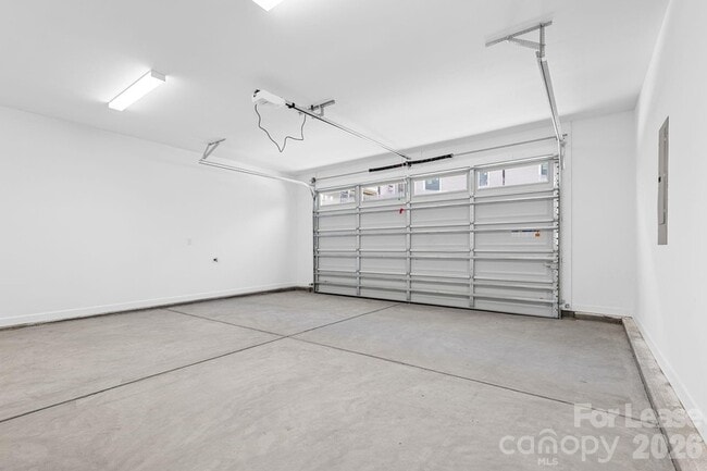 Building Photo - 3804 Odom Wy