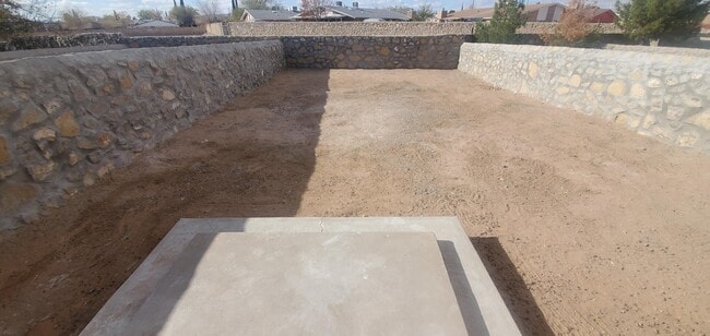 Building Photo - 2909 Beachcomber Dr
