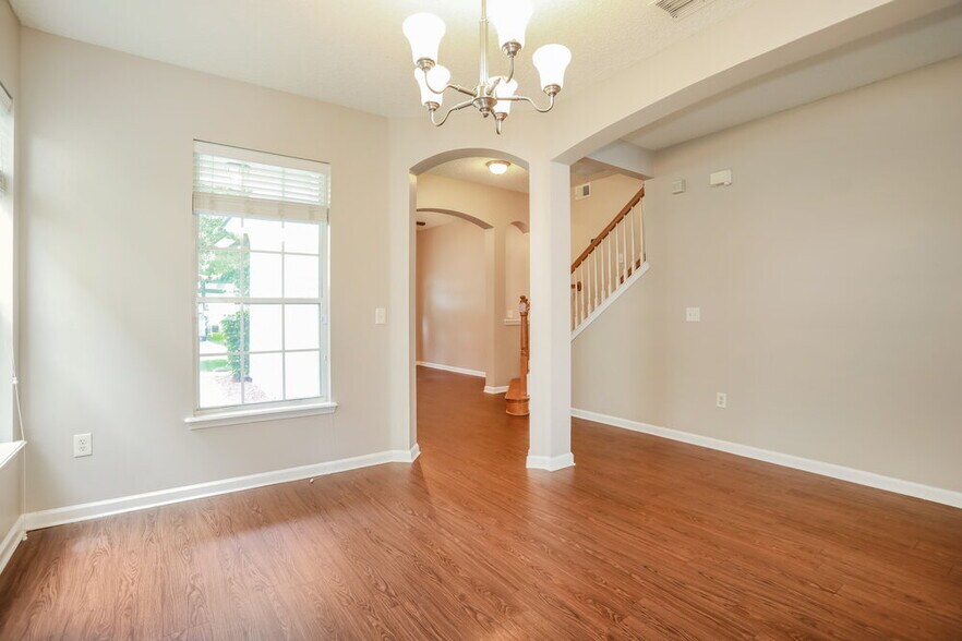 Building Photo - 4016 Leatherwood Dr