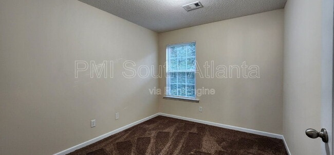 Building Photo - 6864 Mountain Cir