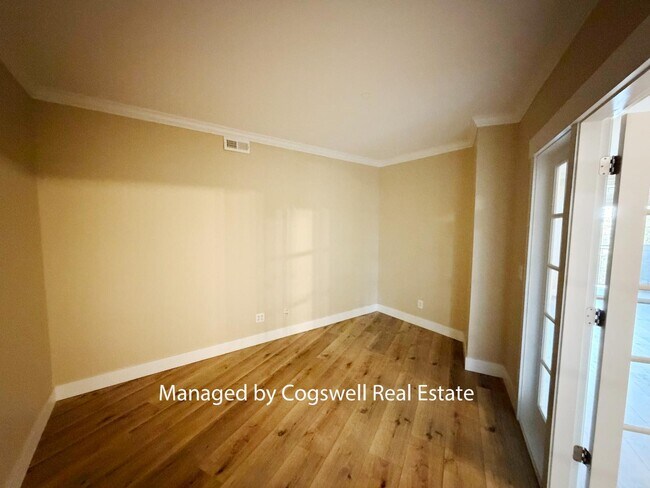 Building Photo - 5005 N Edgewood Dr