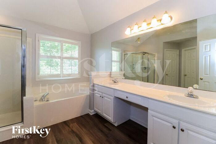 Building Photo - 1816 Candle Ridge Cove