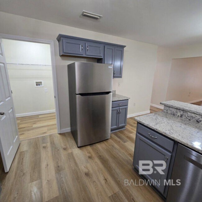 Building Photo - 24296 Gemstone Dr