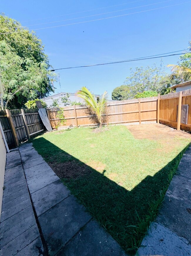 Building Photo - 5755 Winfield Blvd