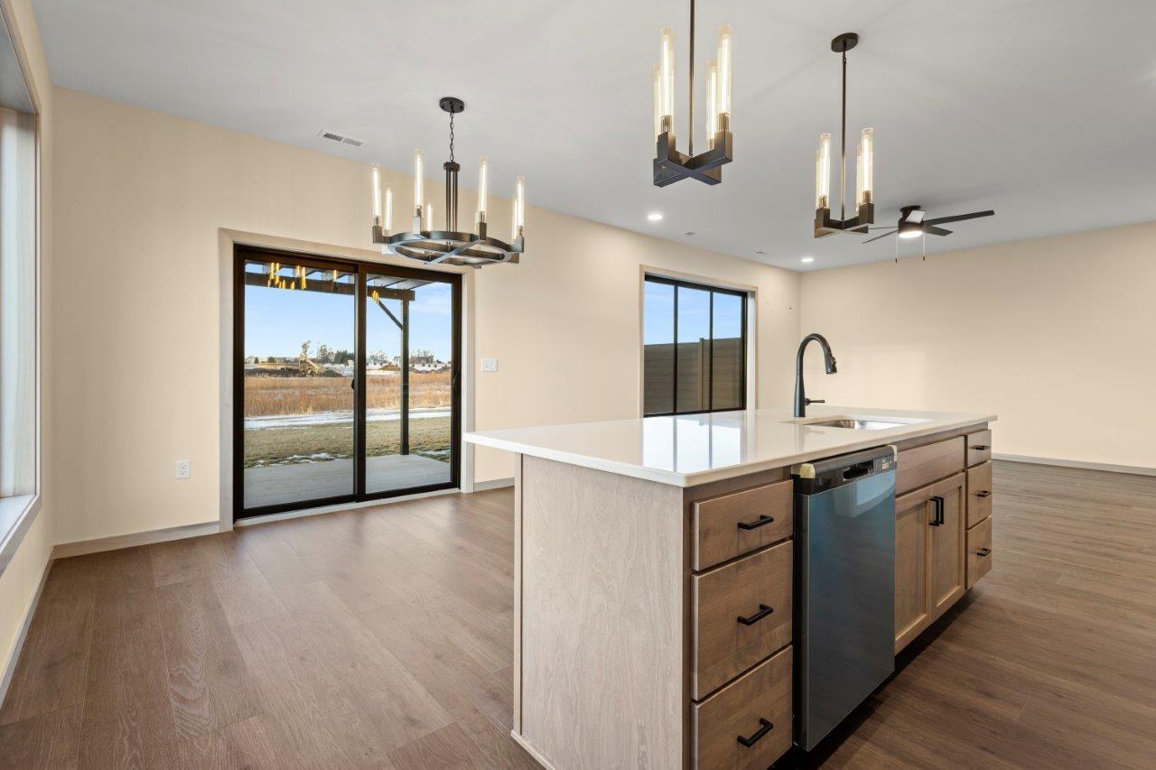 Building Photo - 2324 Sweetgrass Dr