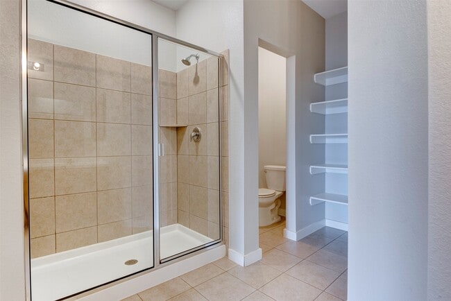 Building Photo - 40828 Mostyn Hill Dr