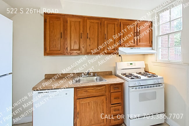 Building Photo - 522 26th Rd S