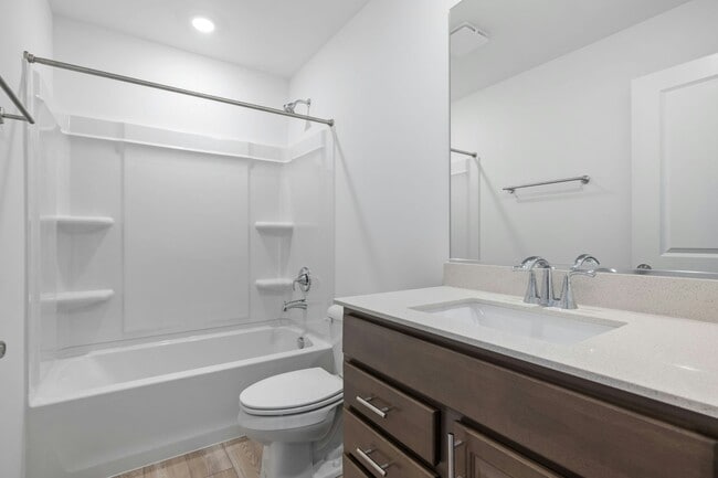 Building Photo - 16531 Golden Vly Ln