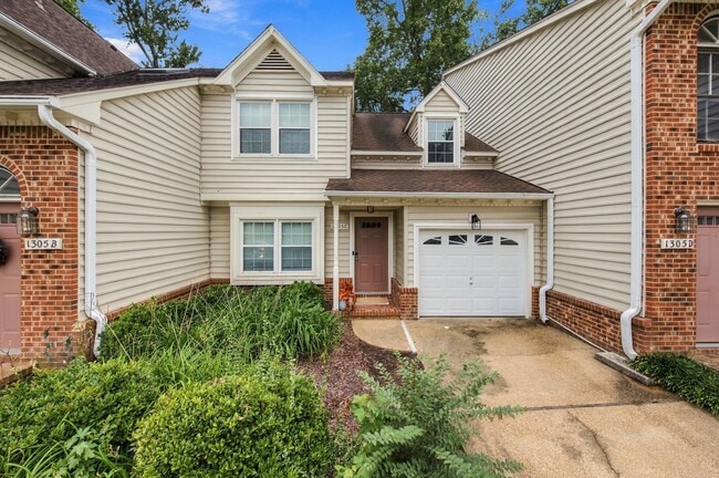 Building Photo - 1305 Tuckaway Reach