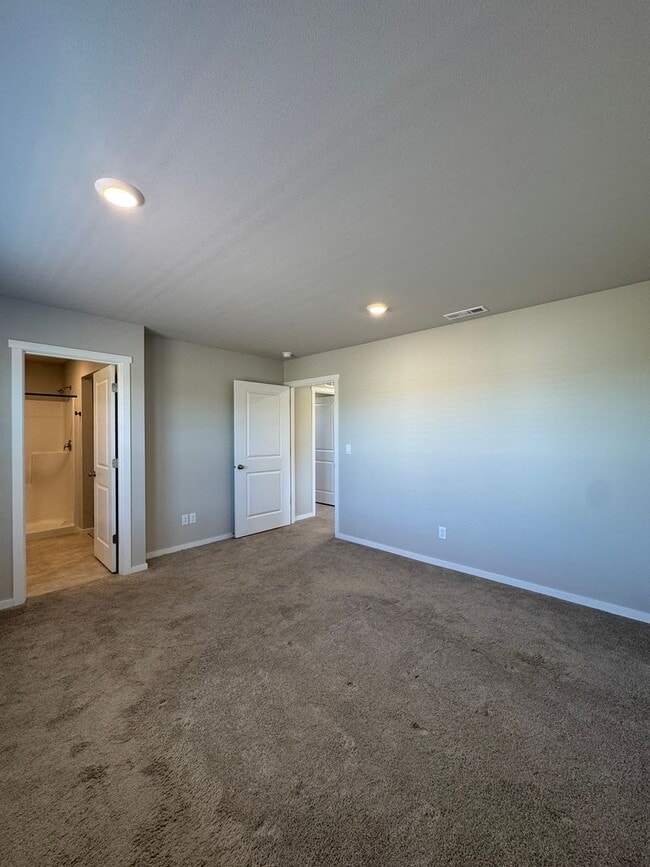 Building Photo - Pet-Friendly 3 Bed Home on Cul-de-Sac