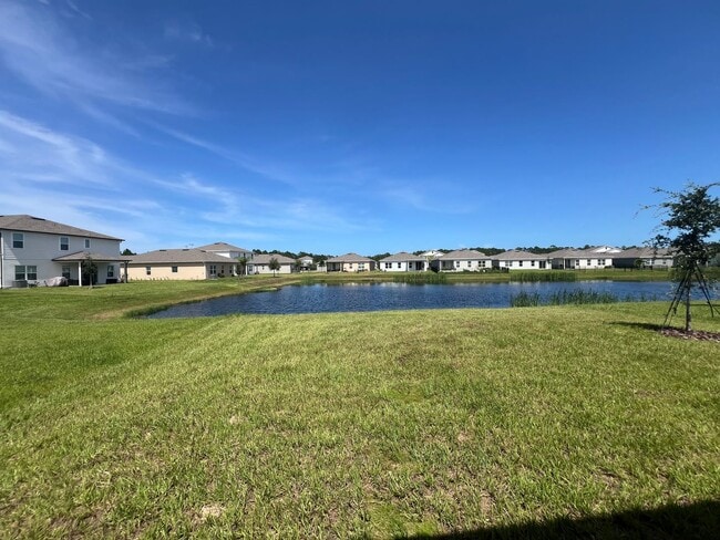 Building Photo - Beautiful  3 bedroom 2 bathroom House Comi...