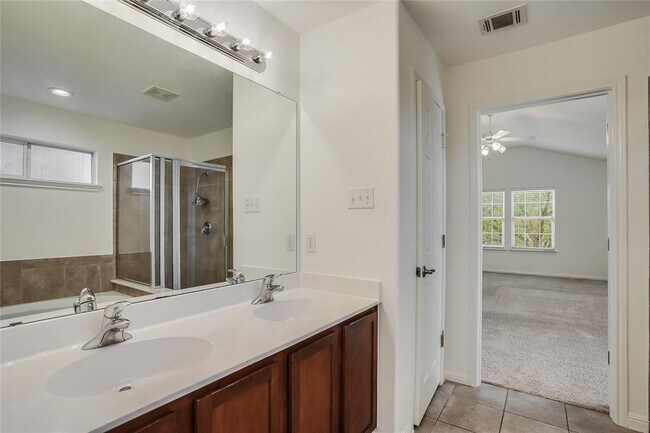 Building Photo - 360 Wildhorse Creek