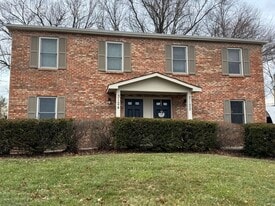 Building Photo - 3124 Royal Windsor Dr