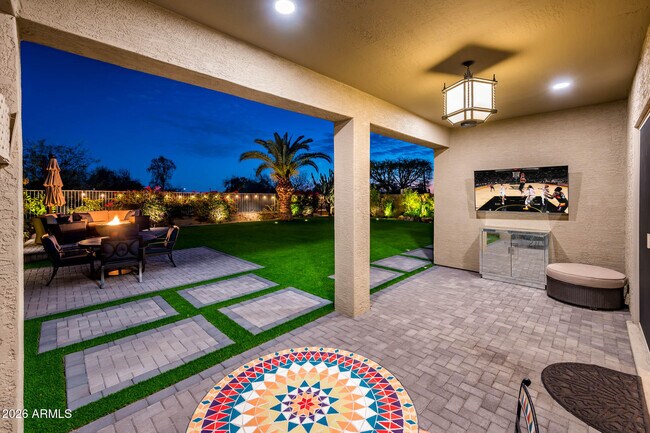 Building Photo - 4375 E Lariat Ln