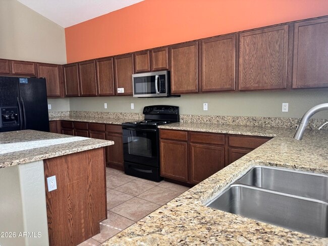 Building Photo - 1733 E Primera Dr