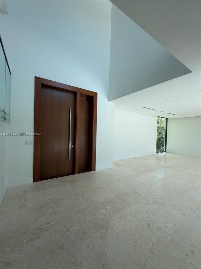 Building Photo - 253 W Enid Dr