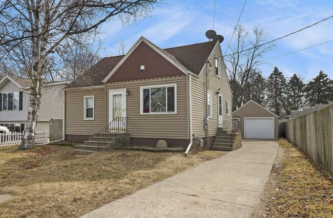 Building Photo - 1207 83rd St
