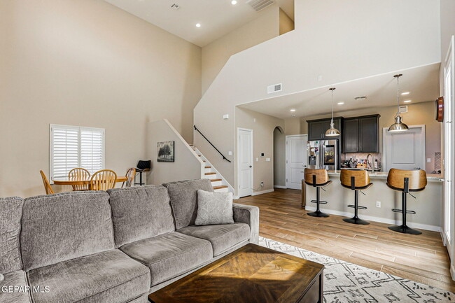 Building Photo - 2020 Tim Foster St