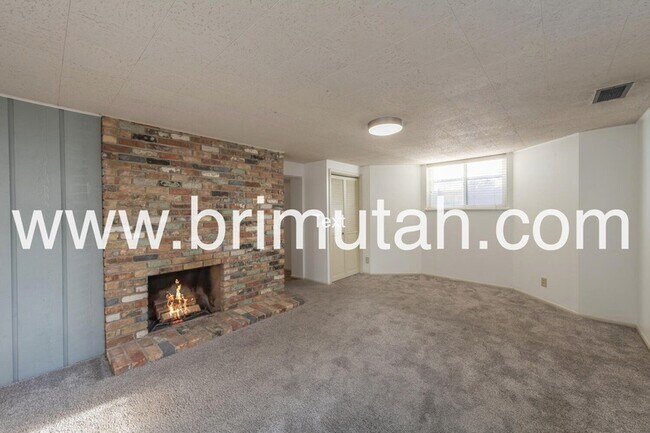 Building Photo - 2397 Logan Way