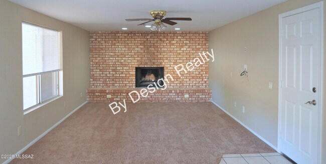 Building Photo - 7230 N Ulene Pl