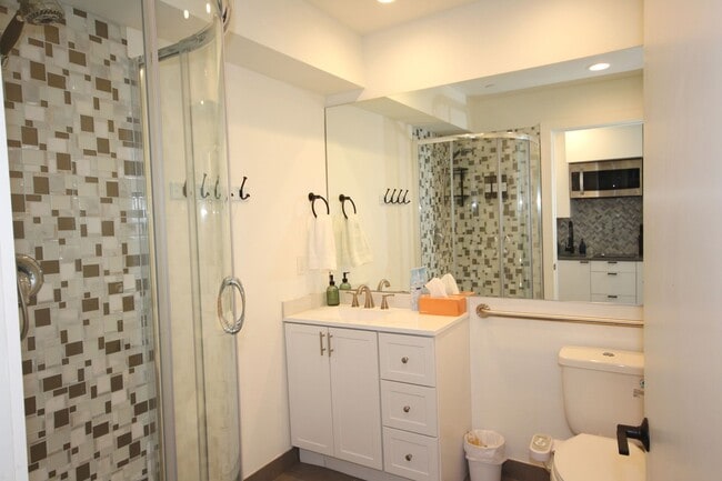 Building Photo - Modern Loft In Prime Wallingford Location!
