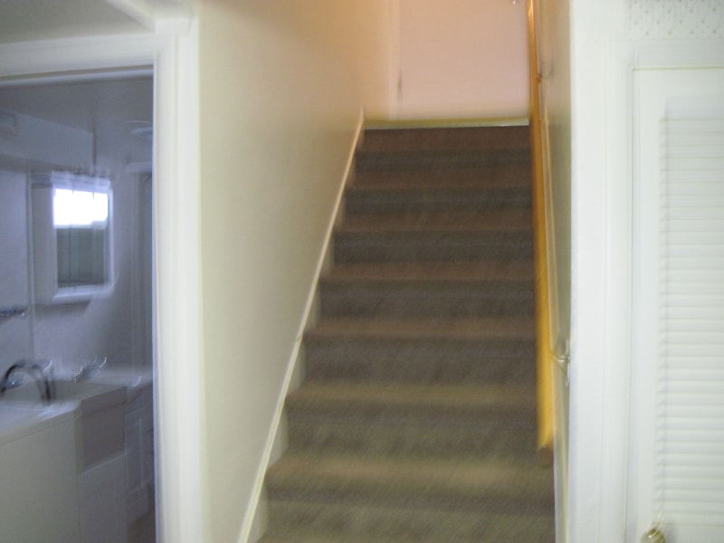 Building Photo - 1746 Alderson Ave