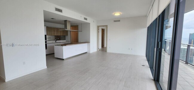 Building Photo - 1000 Brickell Plaza