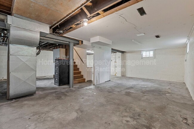 Building Photo - 3215 St Catherine St