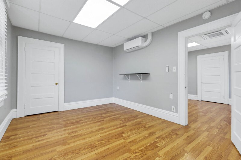 Building Photo - 1427 9th Ave