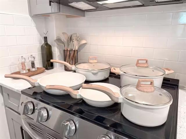 Building Photo - 5317 Reiger Ave